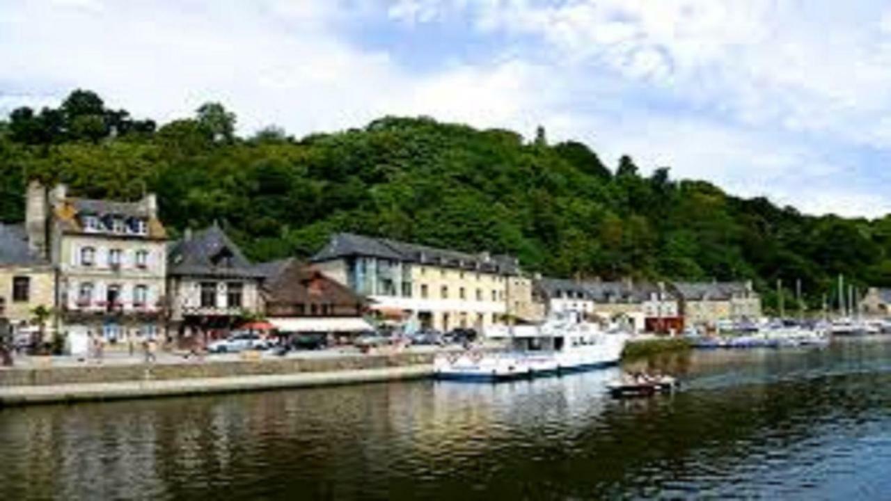 La Petite Baie Villa Pleine-Fougeres Exterior photo